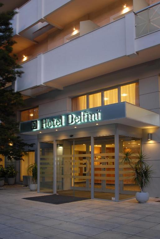 Hotel Delfini Piraeus Exterior photo